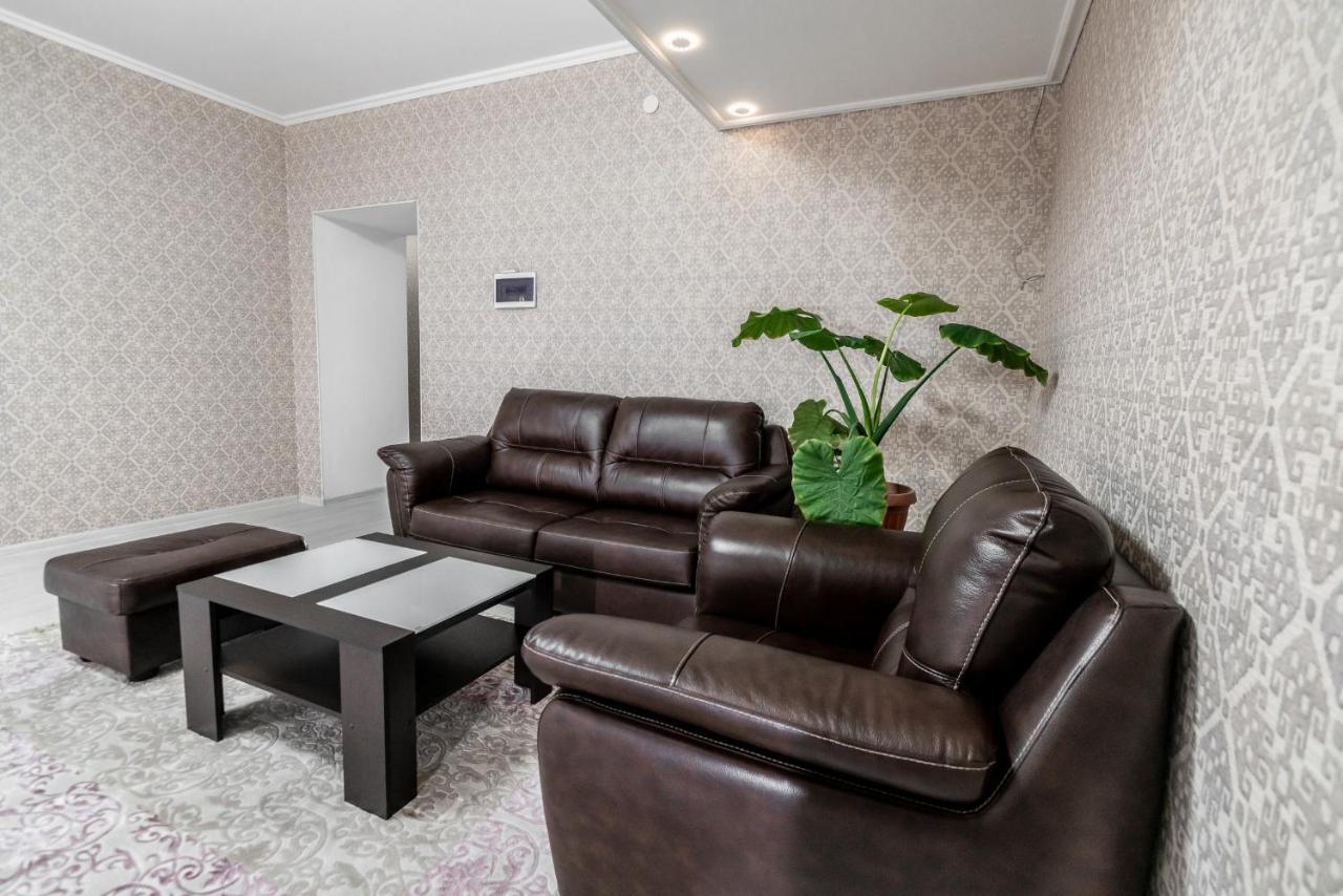 Mixx Hotel Karakol Luaran gambar