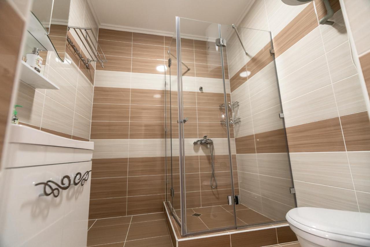 Mixx Hotel Karakol Luaran gambar